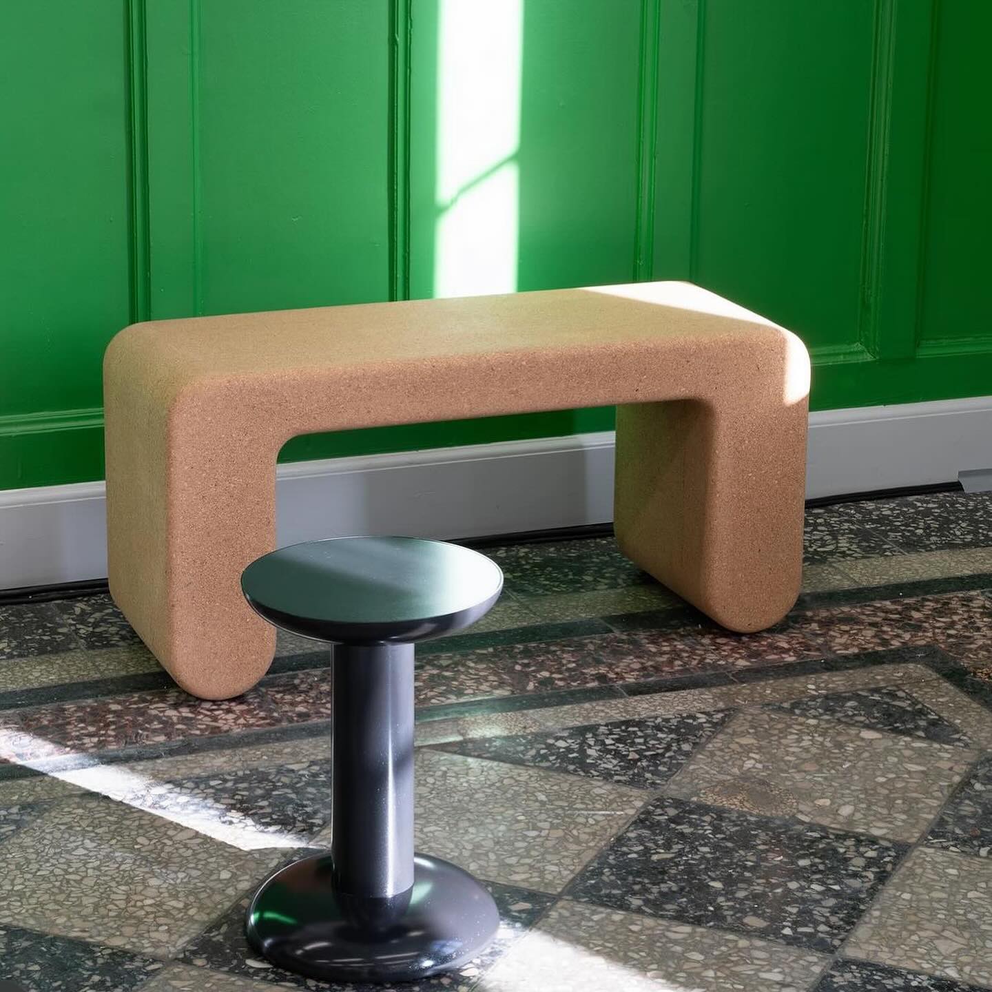 Stringer Bench