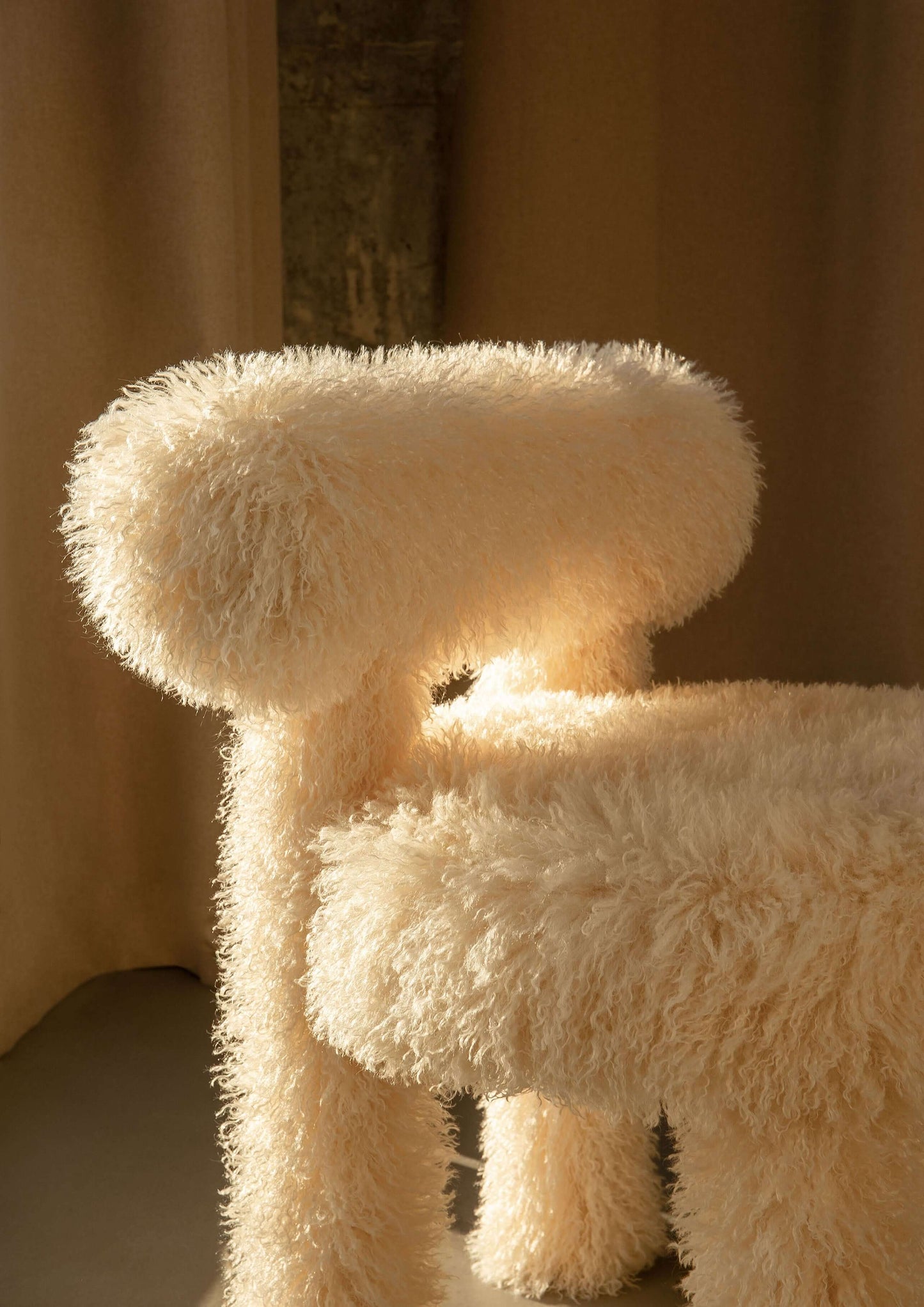 Gropius CS1 Fluffy Edition chair by Noom, showcasing luxurious, fluffy texture and elegant design for modern interiors.