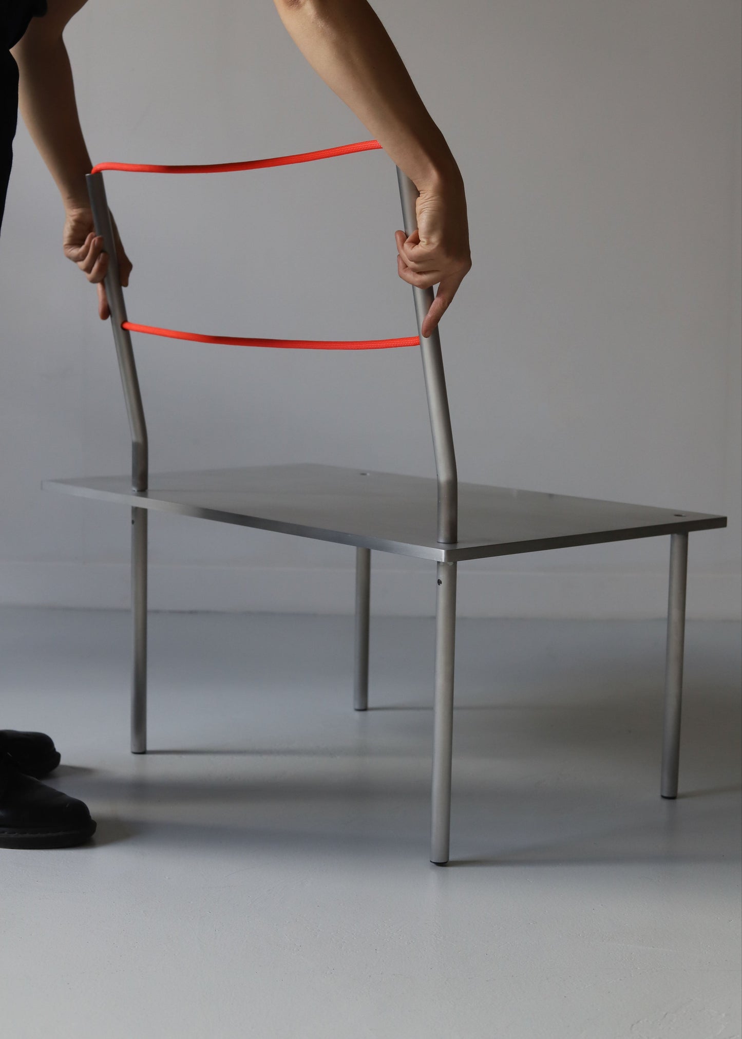 Fold Hang Table