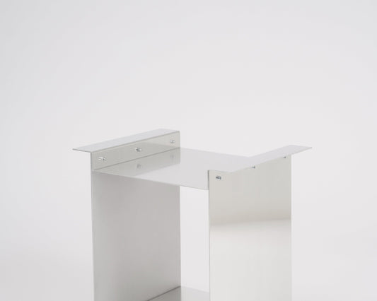 Wings Sidetable
