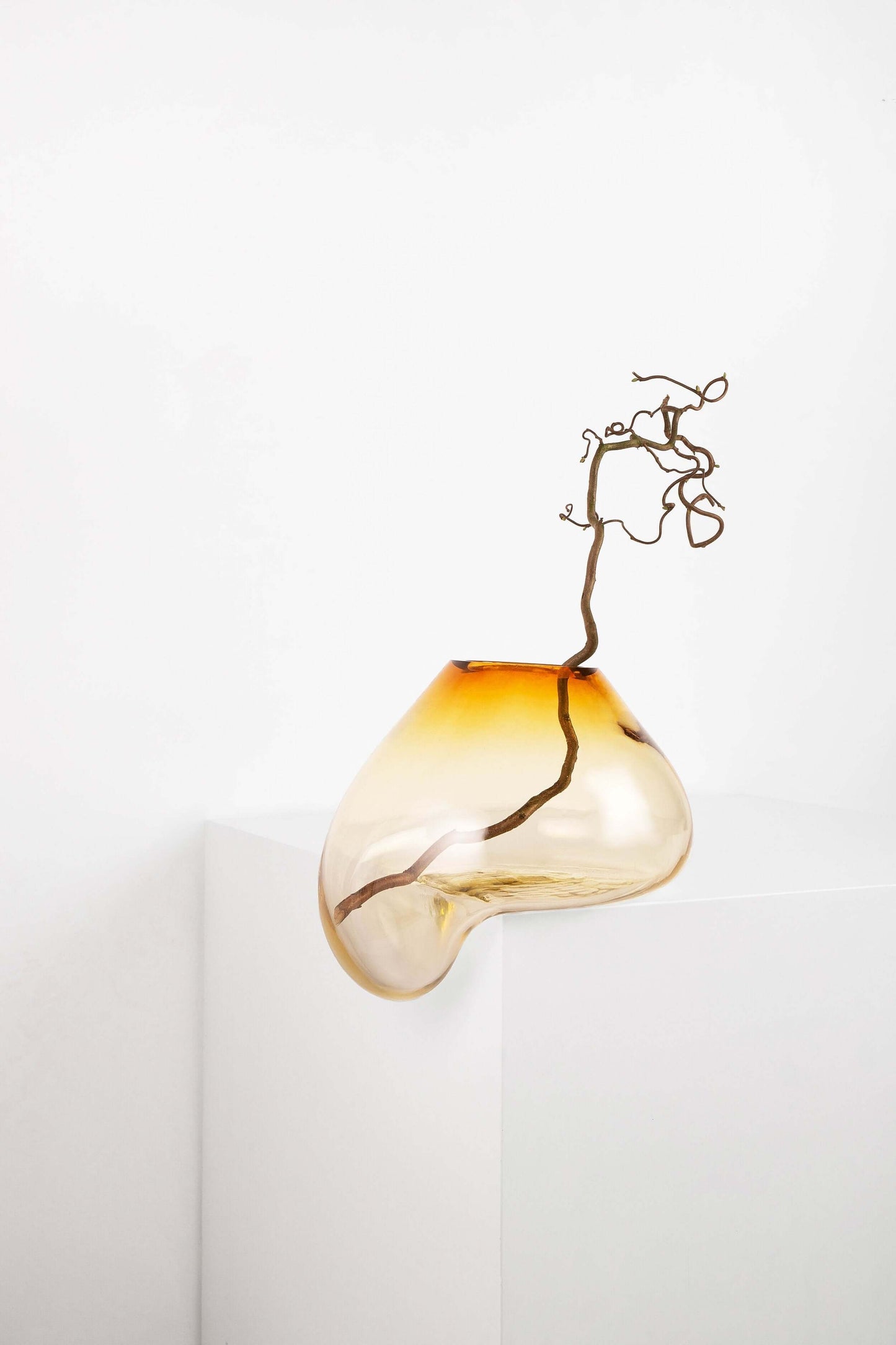 Gutta Vase