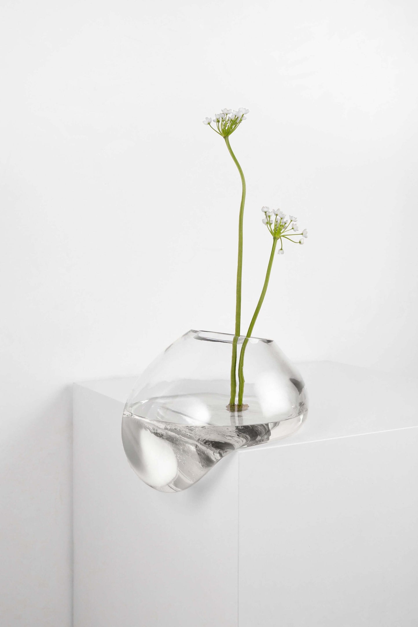 Gutta Vase
