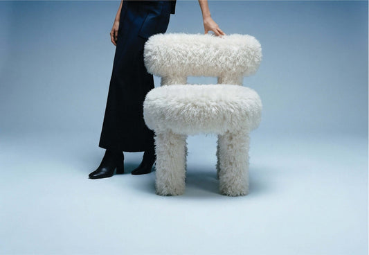 The Silence Of Form: A Dialogue Between the Hand and the Material