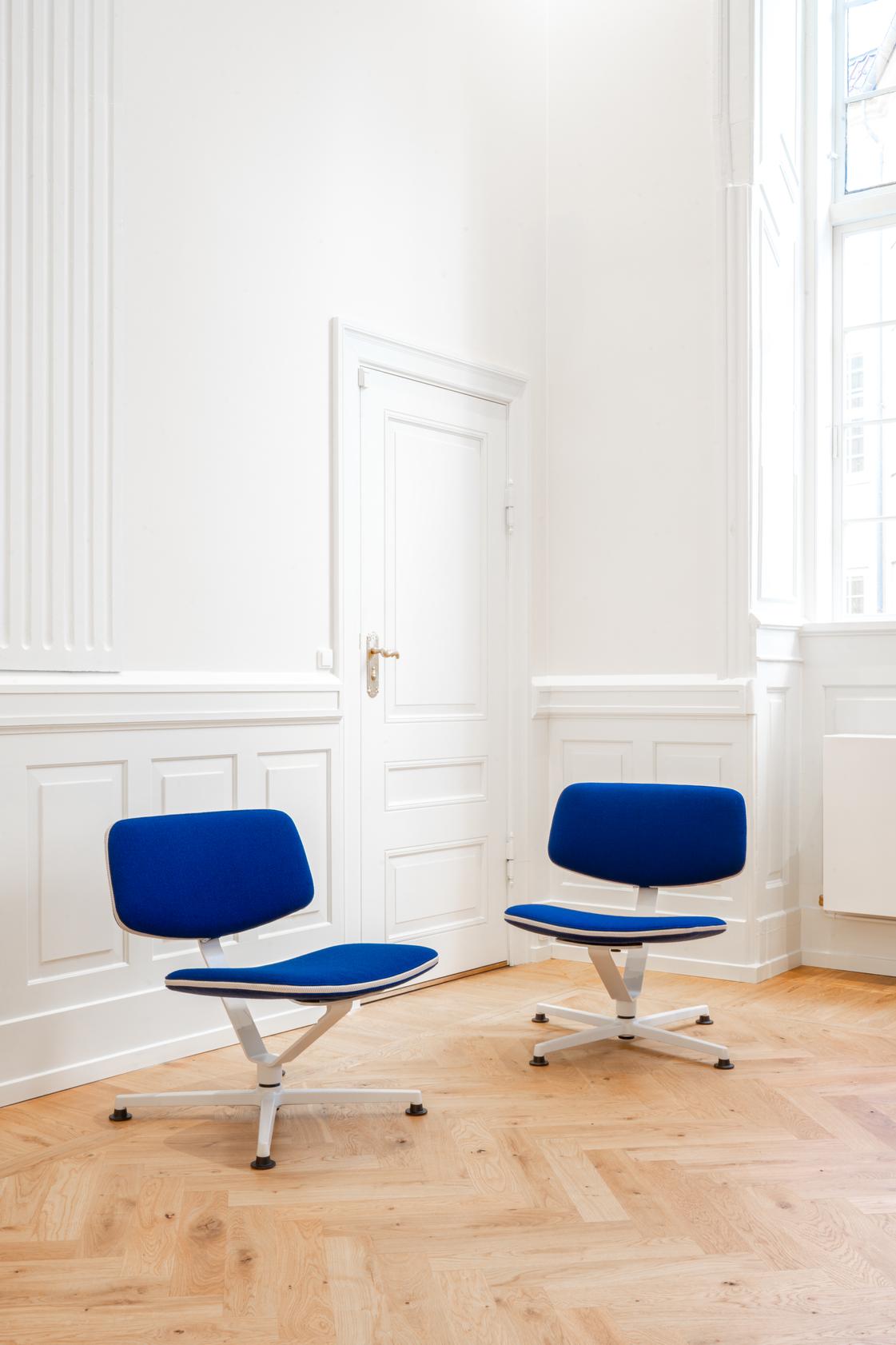 Arba Lounge Chair