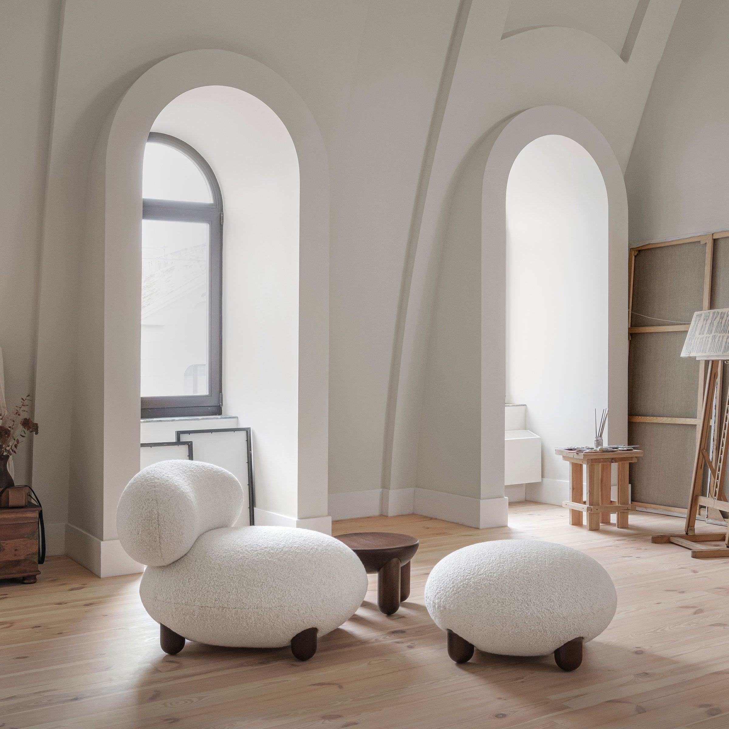 NOOM Home Flock Ottoman | Modulo Shop